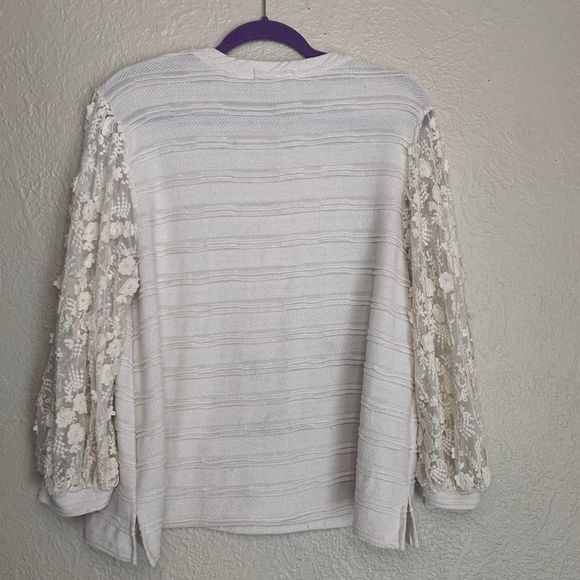 Anthropologie Eri + Ali Striped Pullover Floral Sleeves Size Medium - Picture 4 of 10
